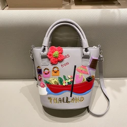 Women Bag Ladies new Trend Handbags Shoulder Messenger European and American Fashion Splice Embroidery Decorative Bucket Bag