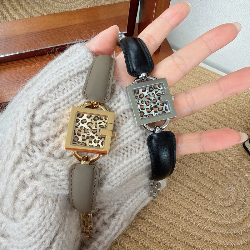 Korean-Style Square Dial Design Bracelet Watch, A Luxurious And Sophisticated Women'S Watch With A Unique Leopard Print Design.