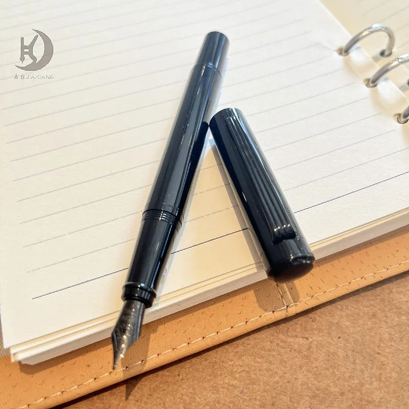 

Роскошная высококачественная офисная металлическая перьевая ручка JD 002 цвета оружейной стали, гладкая ручка для подписи, идеально подходит для профессионалов и бизнеса.