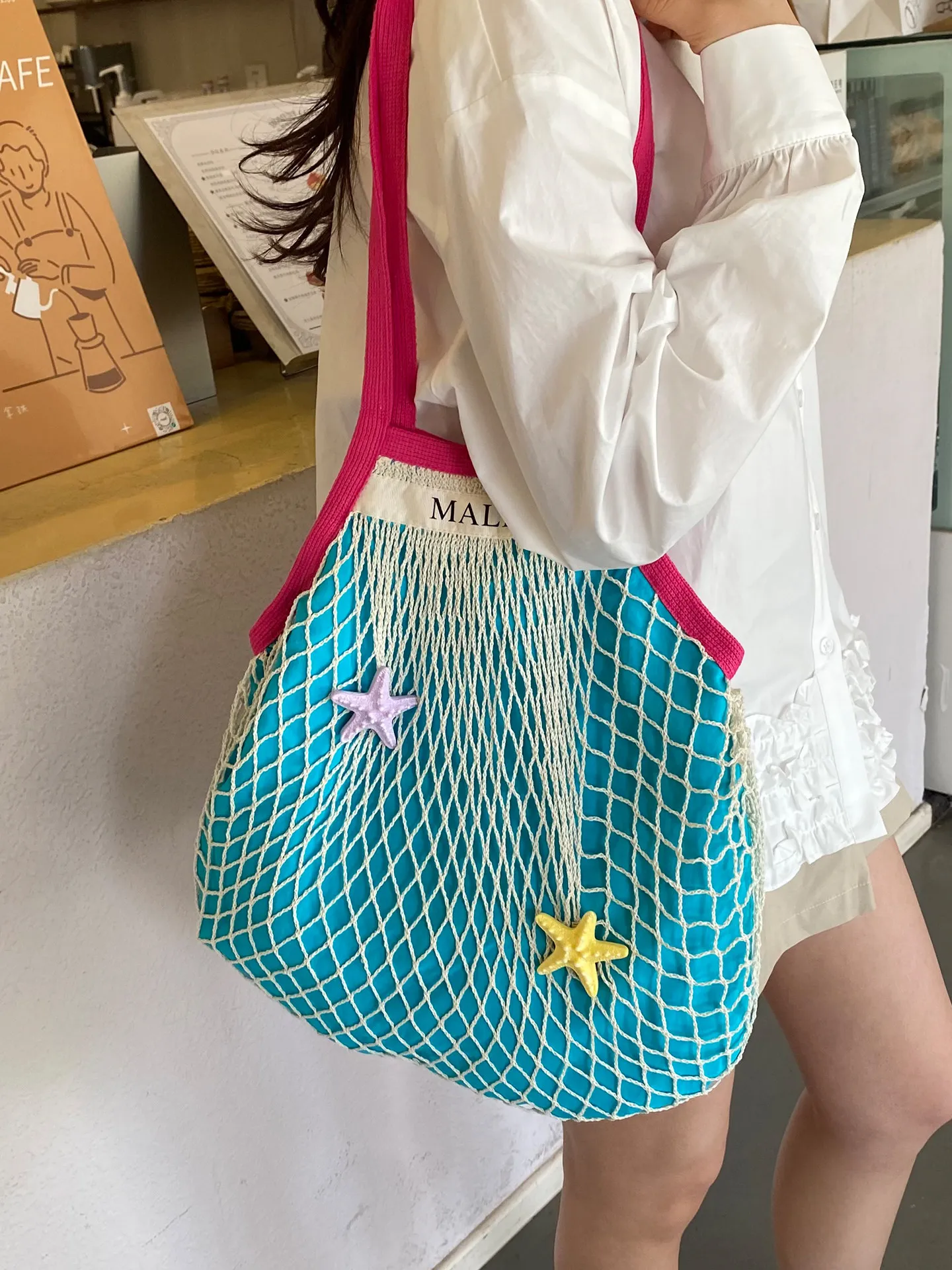 

Плетеная сумка через плечо с вырезами, новинка 2026 года, модная женская сумка весна-лето, большая вместительная пляжная сумка для отпуска