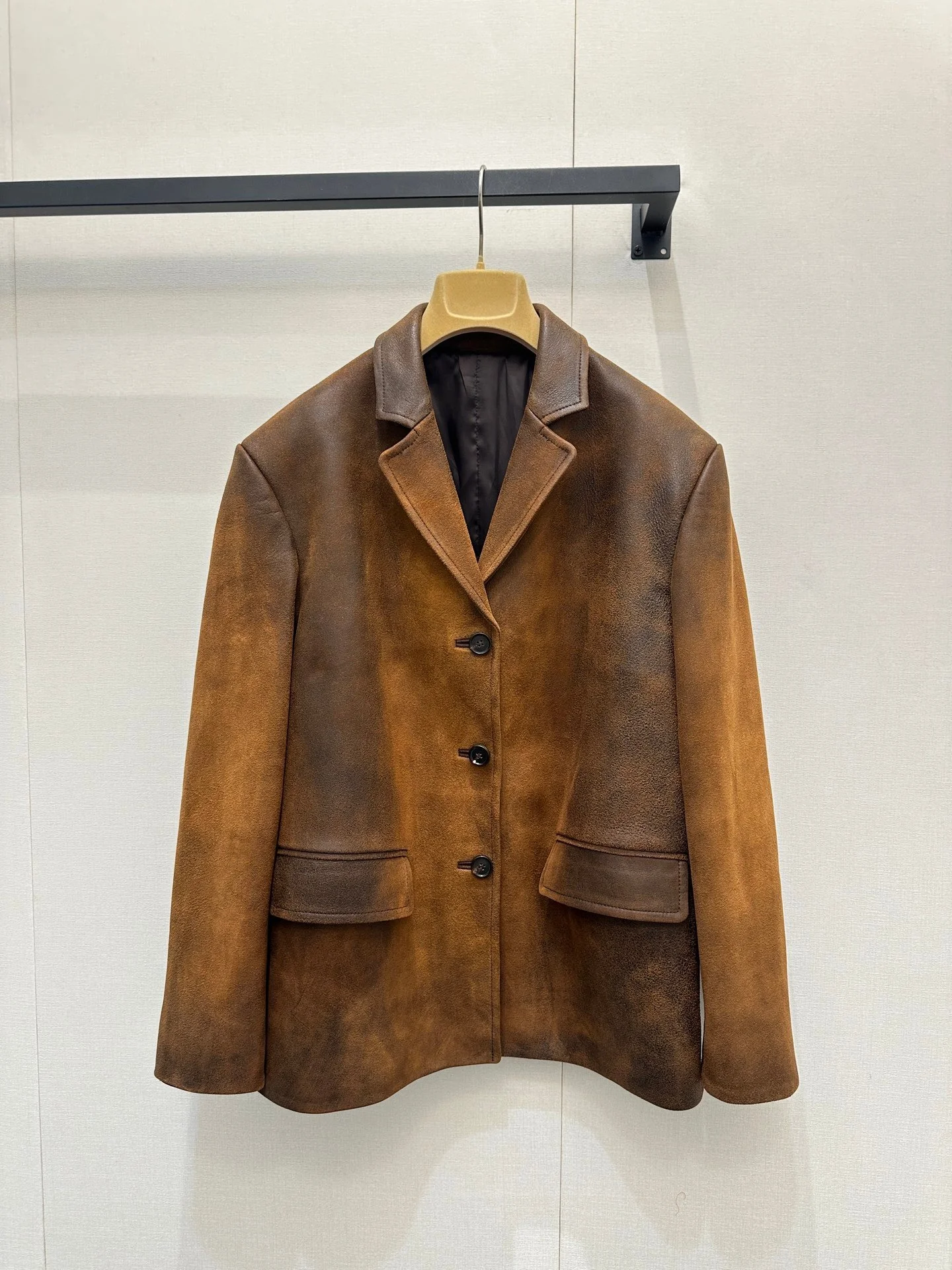 2026 New Women's Leather Suit Jacket Loose Fitting Casual Suit Top Made Of Calf Leather Material High-Quality Unisex Outfit