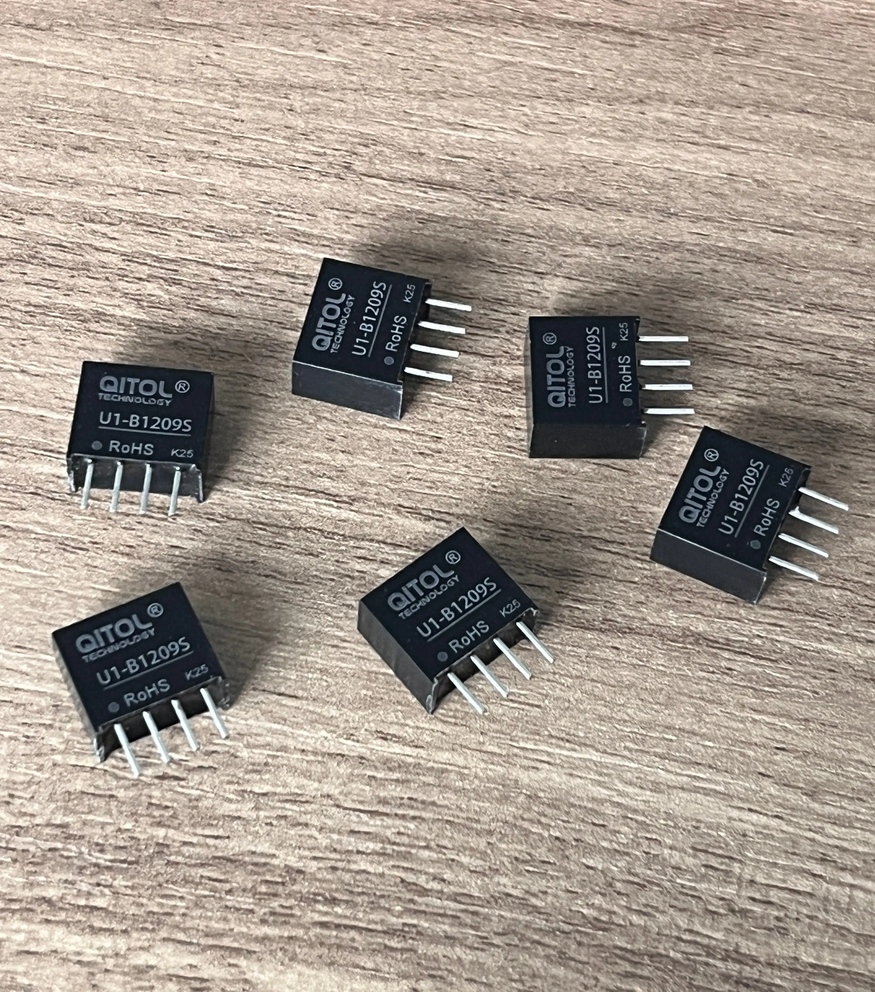 

1W U1-B1209S-1WR3 Miniature DC-DC Power Converter 9VDC Step-Down Switching Disconnector Module for Electronic Components