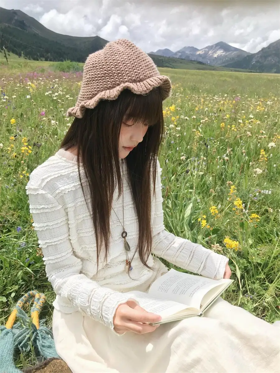 

Angel Relief Painting Lace Trim Base irt Sweater Canion White Inner Wear Casual Sle round Ne Long Sve Slim Fit