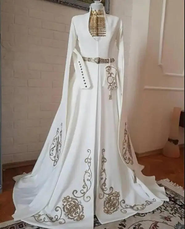 Traditional Caucasus caftan wedding dress for women 2024 Gold Embroidery High Neck Muslim long sleeve cape bridal gowns