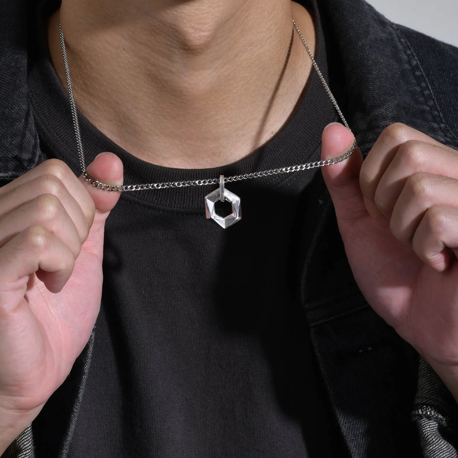 Vnox Geometric Neck…