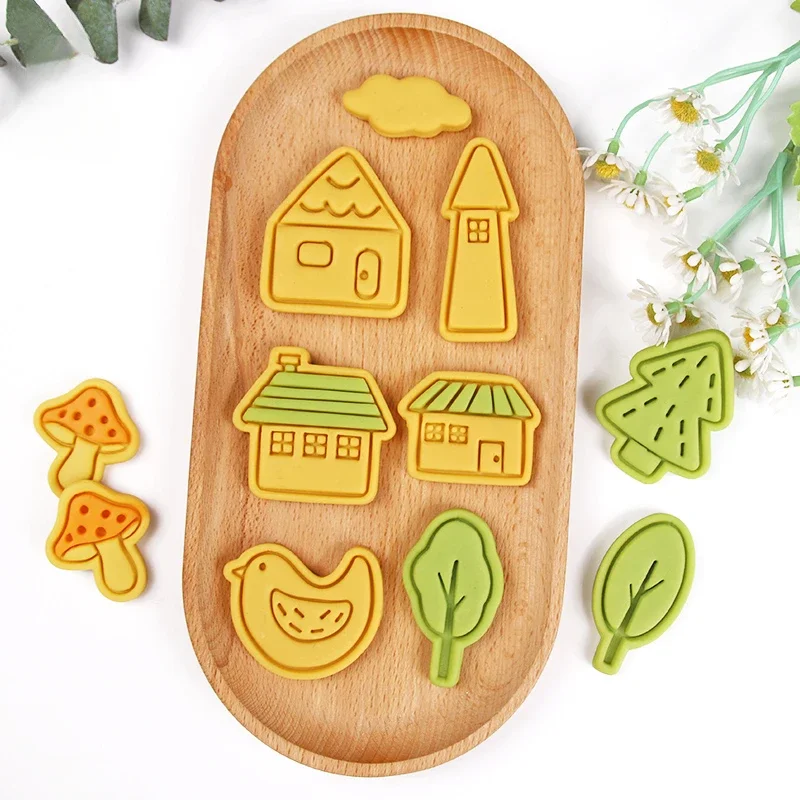 Forest Style Countryside House Cookie Mold Mushroom Tree Cake Decorations Chick Biscuit Cutter Fondant Stamp Baking Supplies