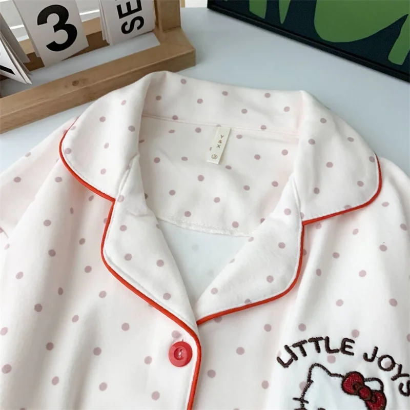 Hello Kitty Women's Pajamas, Velvet Cute Cartoon Set, Warm and Comfortable Woolen Pajamas, Two Piece High Quality Home Clothes