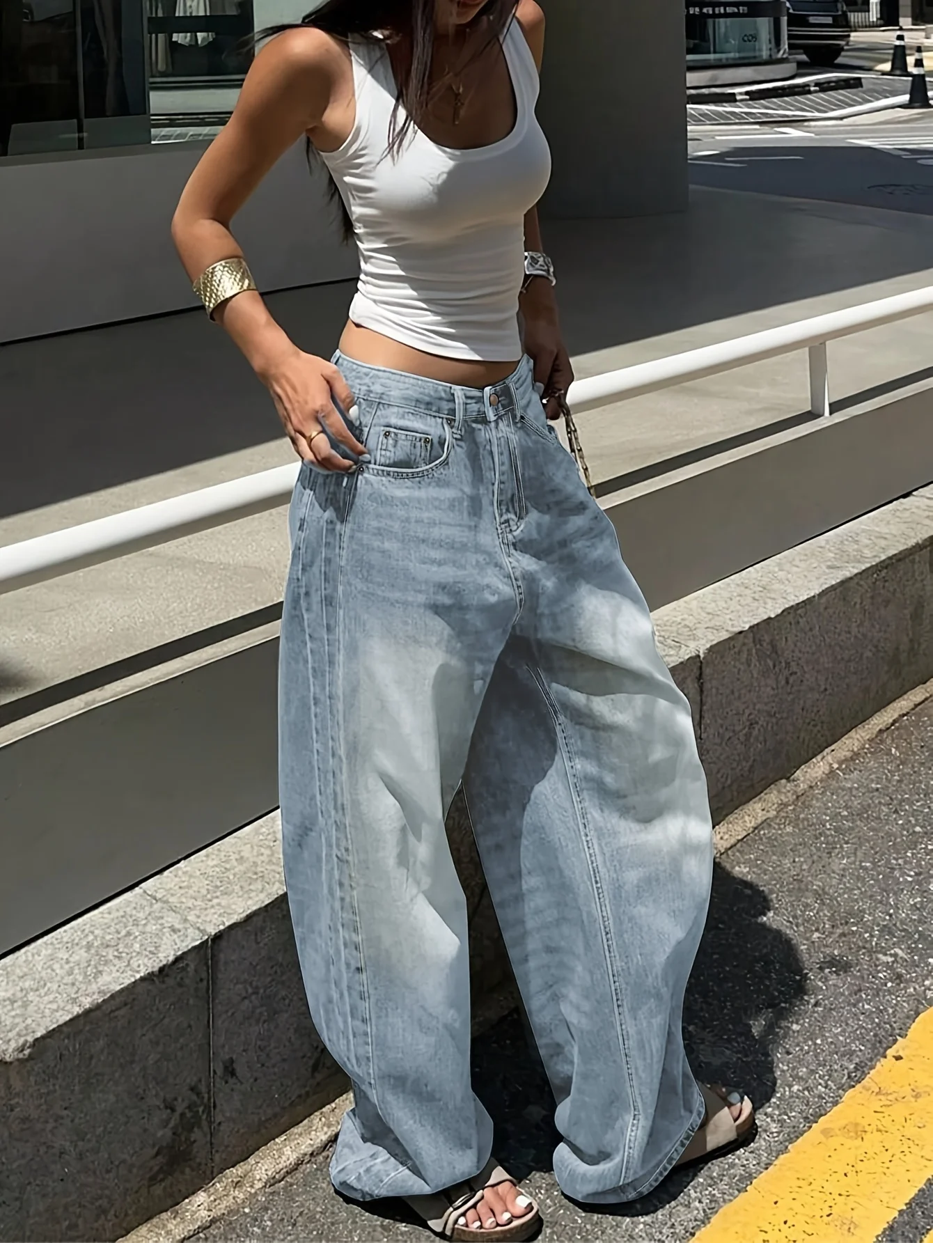 

Womens Men's Y2K Baggy Hip Hop Jeans - 90s Retro Wide Leg Skate Denim Pants Loose Fit Oversized Streetwear with Pockets