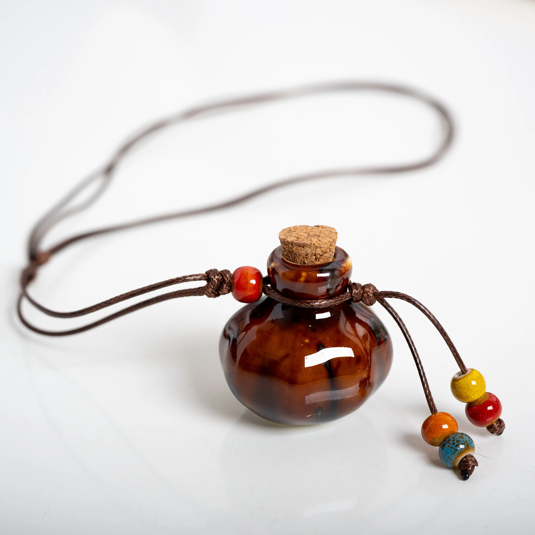 Brown Ceramic Perfume Bottle Necklace With Pendant Handmade Adjustable Wax Cord Essential Oil Diffuser Vintage Aromatherapy Jewe