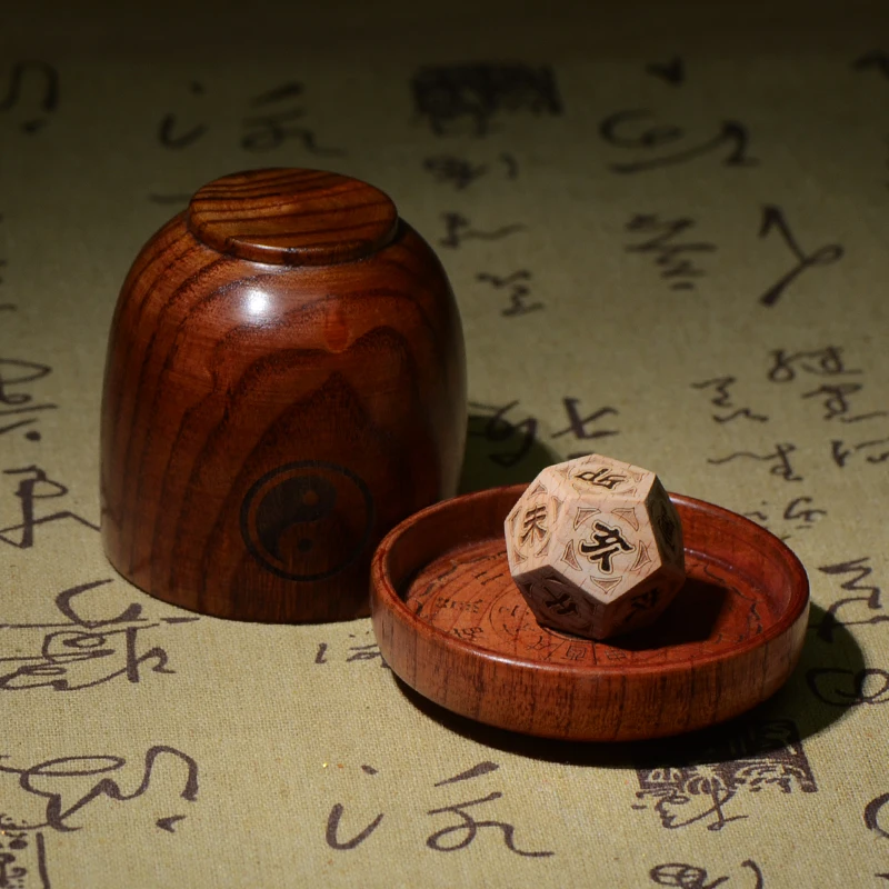 Zodiac hour  Zodiacal dice,  Dice twelve sided I Ching props