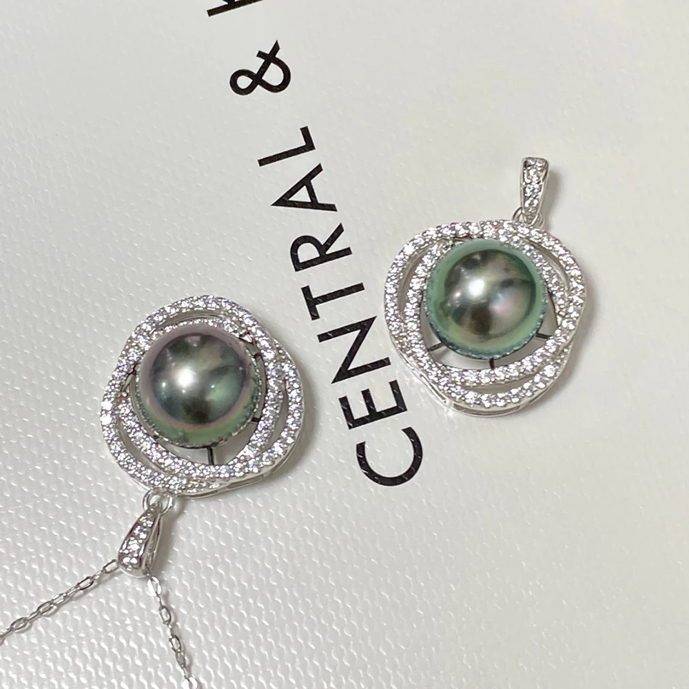 Elegant and Versatile K Gold Process 925 Sterling Silver Seawater Pearl Pendant with 9-10mm Natural Mirror Black Tahitian Pearl