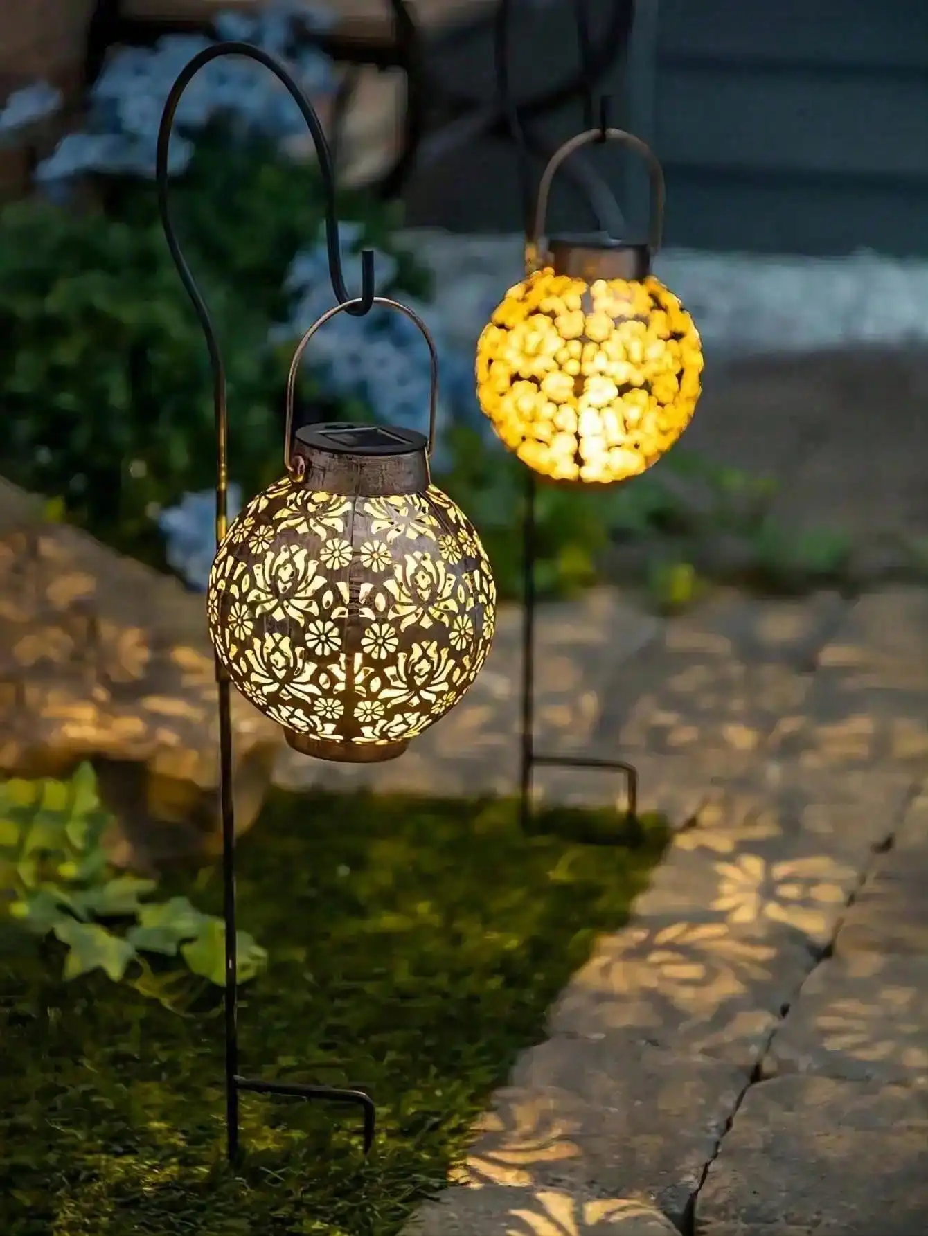 Linterna colgante de Metal marroquí con energía Solar LED, con mango, decoración de jardín al aire libre, luz navideña, 1 ud.