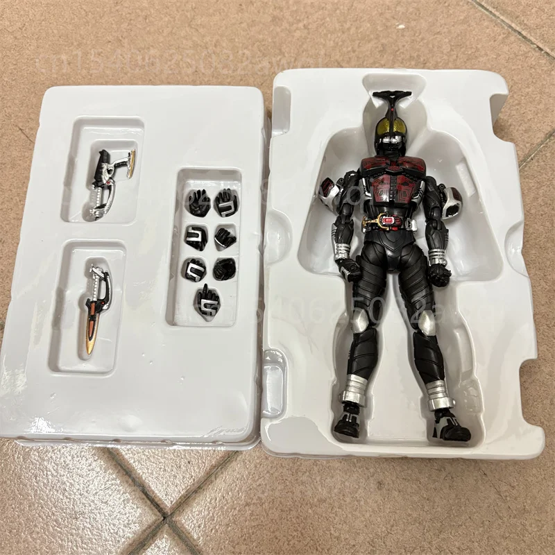 SHF كامين رايدر الشكل بانداي كابوتو ملثمين رايدر عمل أرقام الارتفاع القياسية تاماشي الأمم 2016 درع تحصيل اللعب هدية #1