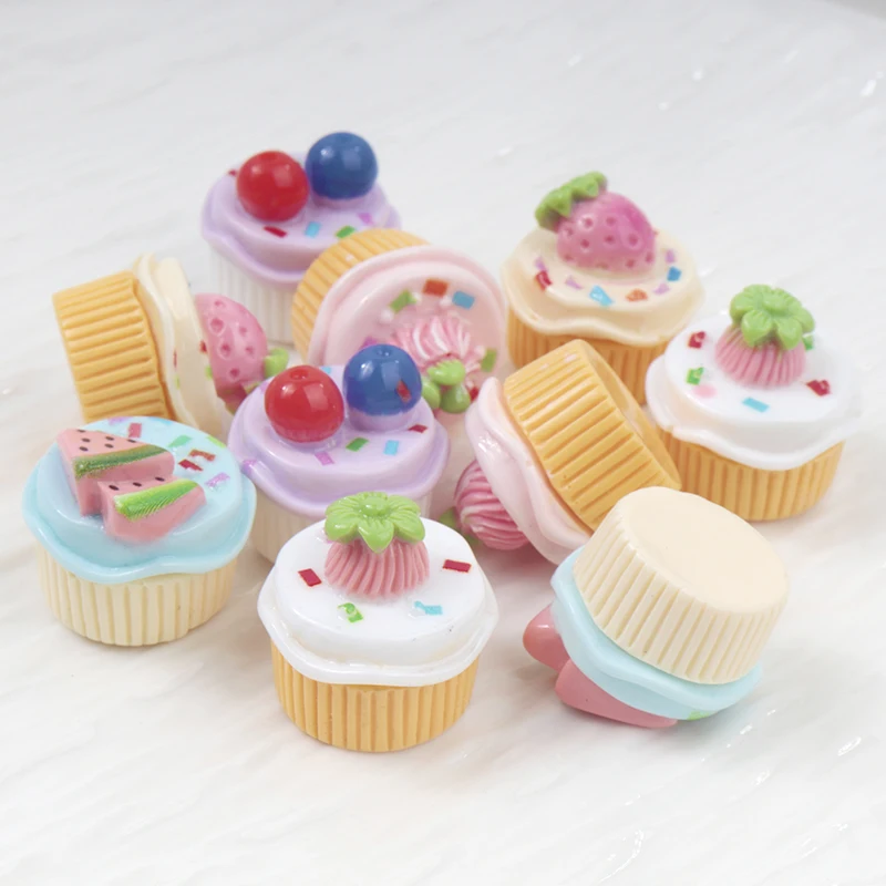 10/100pcs Kawaii 3D Miniatures Bread Cookies Cake Flatback Resin Cabochon Dollhouse Decoration DIY Embellishments Craft Keychain