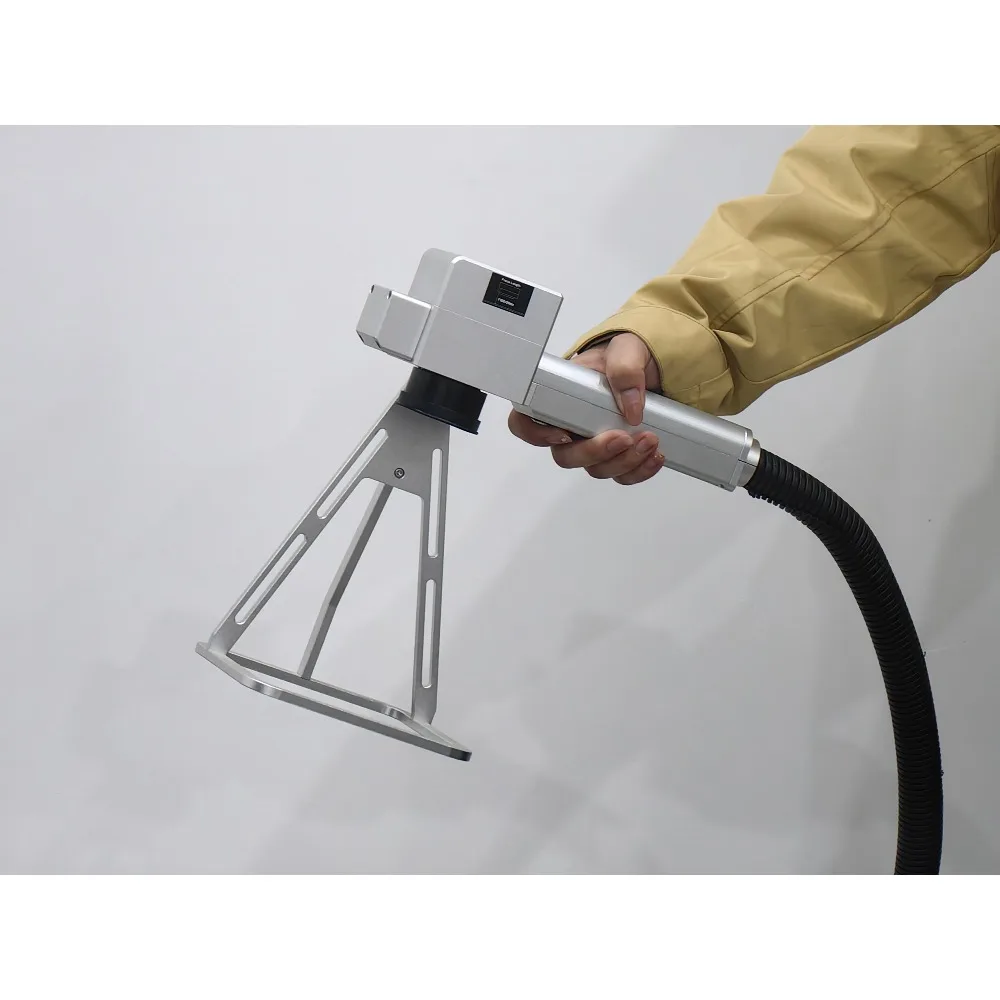 Máquina portátil de marcado láser de fibra: opciones de 20W/30W/50W para piezas de metal y plástico