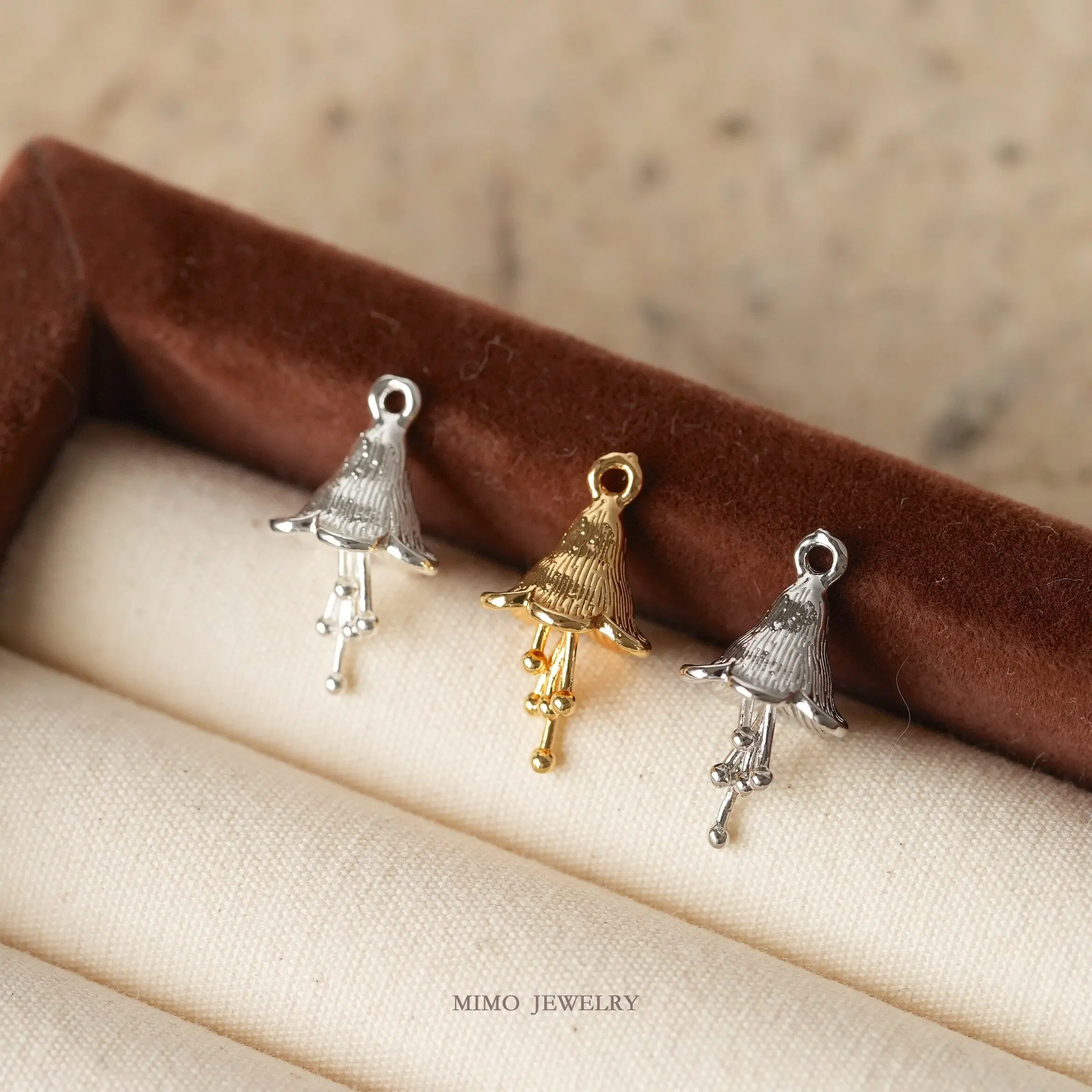 

Copper-plated Gold Stamen Shape Long Tassel National Style Pendant Charms For Jewelry Making DIY Bracelet Accessories Findings