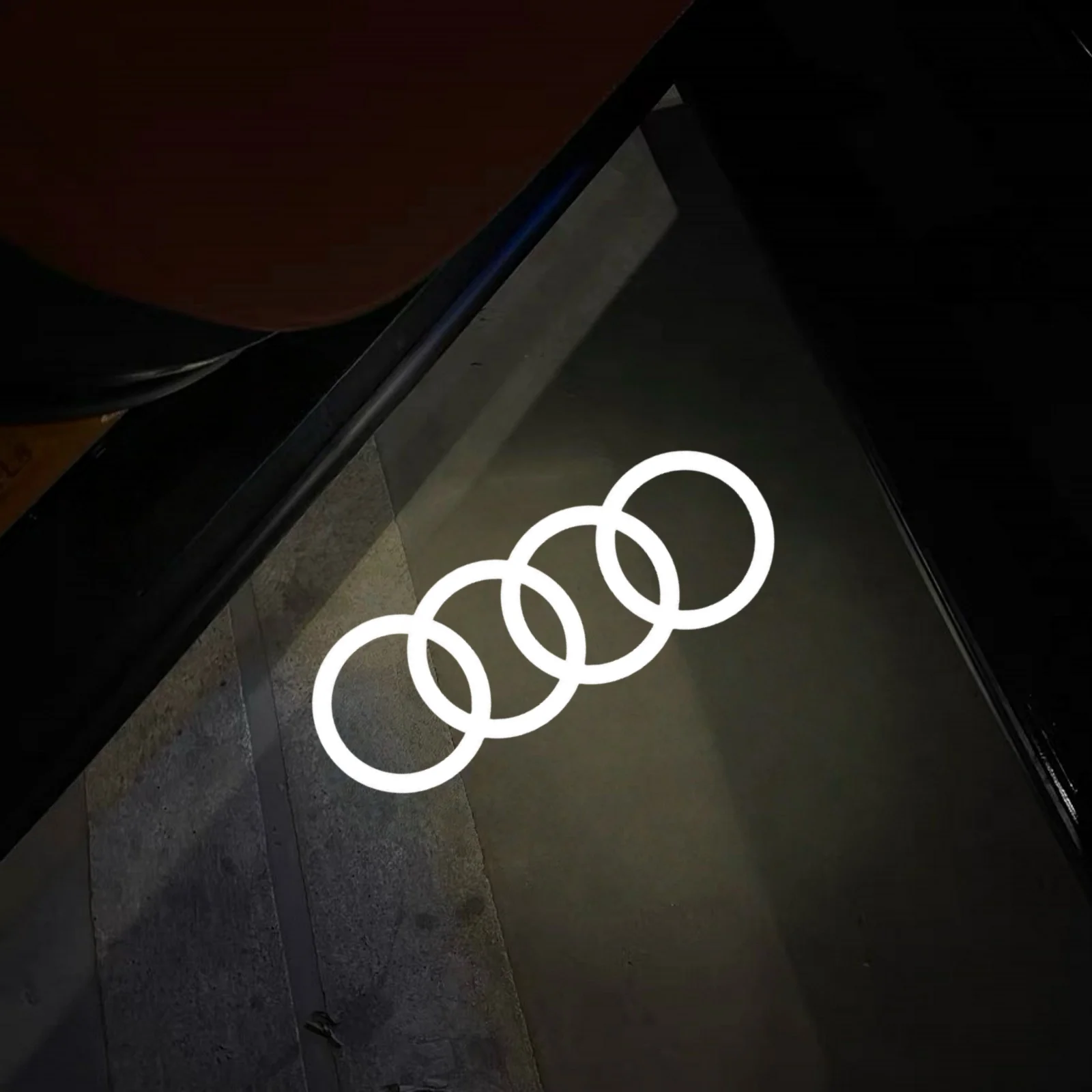 yZ[zAEfB A3 A4 B8 8P 8V A6 C7 A5 Q5 B7 B6 B9 SC Ng RS Q3 Q7 S3 S4 S5 SQ5 S6 A8p Ԃ̃hAEFJCg LEDvWFN^[v