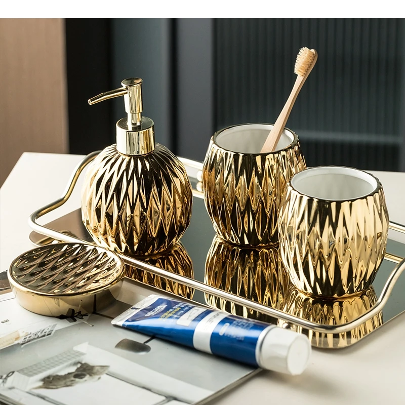 

Light Luxury Electroplated Ceramic Wash Set Soap Dispenser Mouthwash Cup Dish Home Bathroom Accessories
