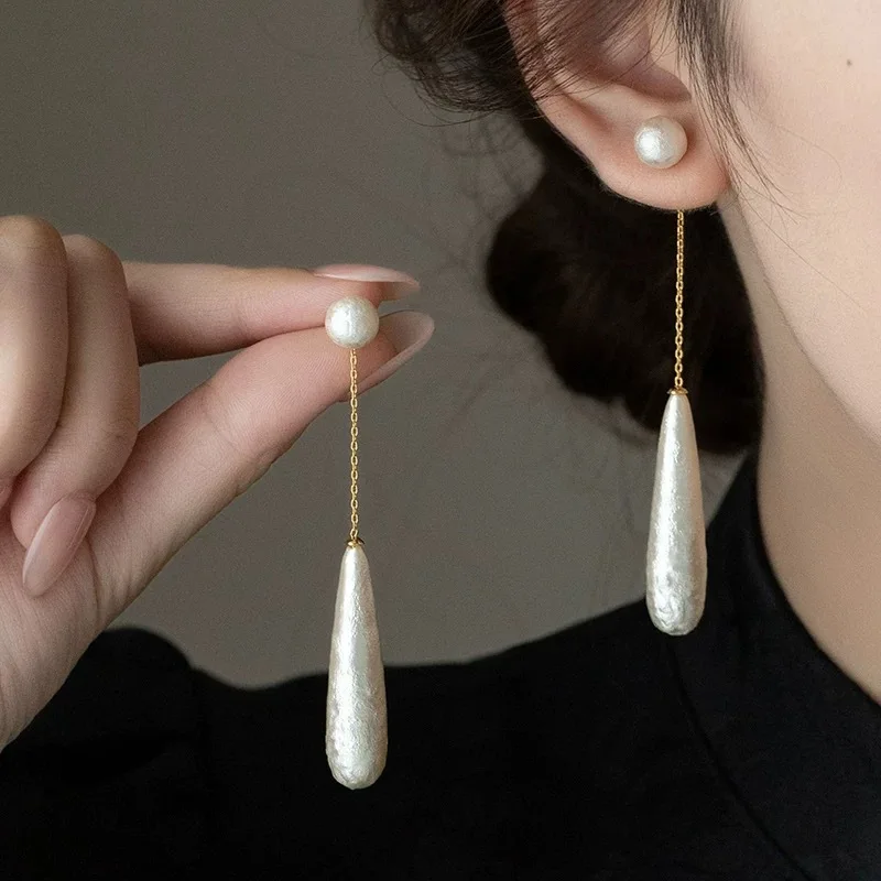 French Elegant Textured Droplet Pearl Earrings For Women Lady Light Luxury Geometric Pearl Tassel Earrings Banquet Party Jewelry