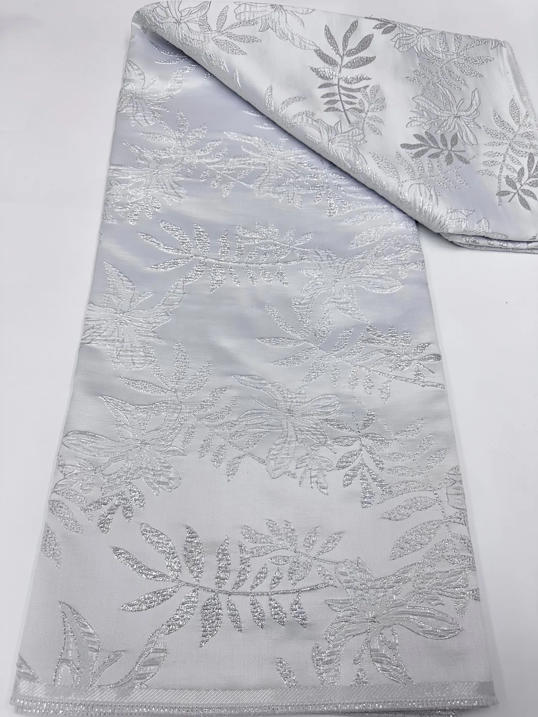 Fine jacquard fabrics, new, fashionable dresses, African style jacquard, fine evening dresses