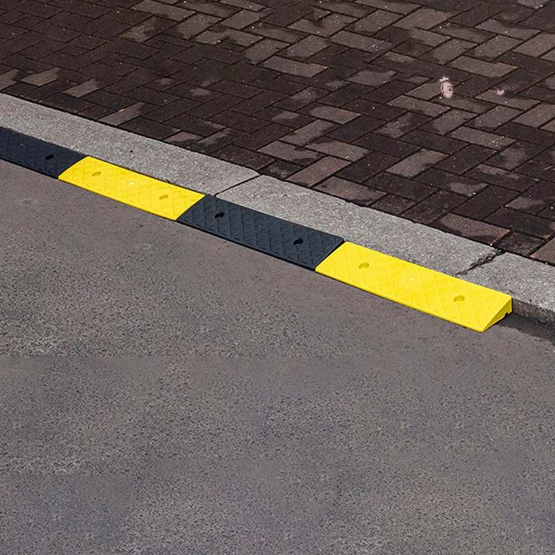 

1 шт., пластиковый пандус для кераба, нескользящий пороговый пандус, высота 30, 40, 50 мм, для автомобилей, велосипедов, инвалидных колясок, обивка для более гладкого перехода