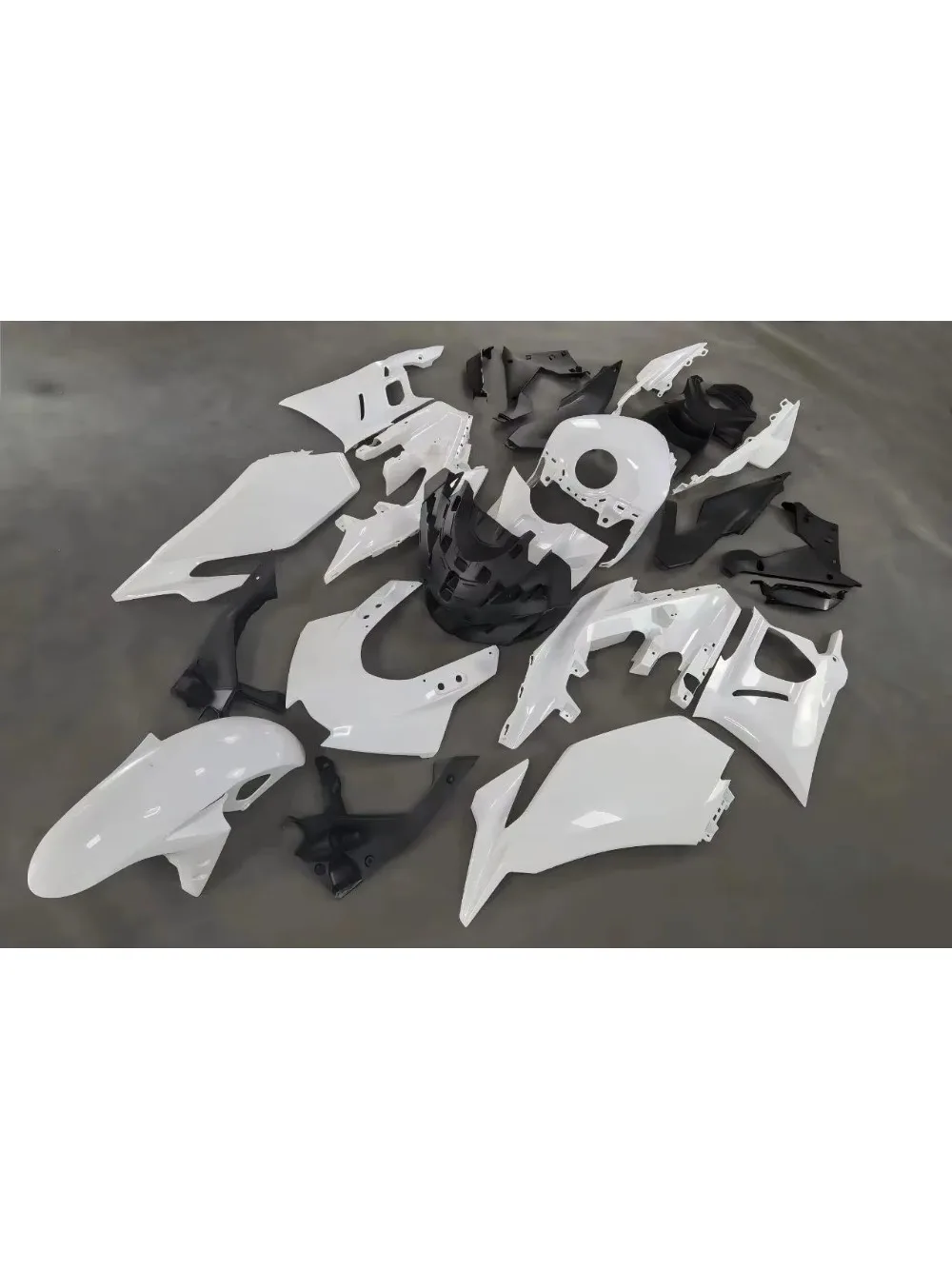 ABS Plastic  Motorcycle Fairings Kit  with  YZF R3 R25 2025 Motorcycle Fairing  Kit