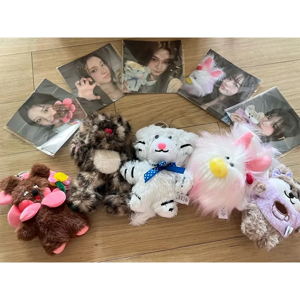 KPOP ILLIT أفخم دمية المفاتيح المنبثقة مخزن دمية حقيبة قلادة YUNAH MINJU WONHEE IROHA MOKA المشجعين جمع الهدايا #4