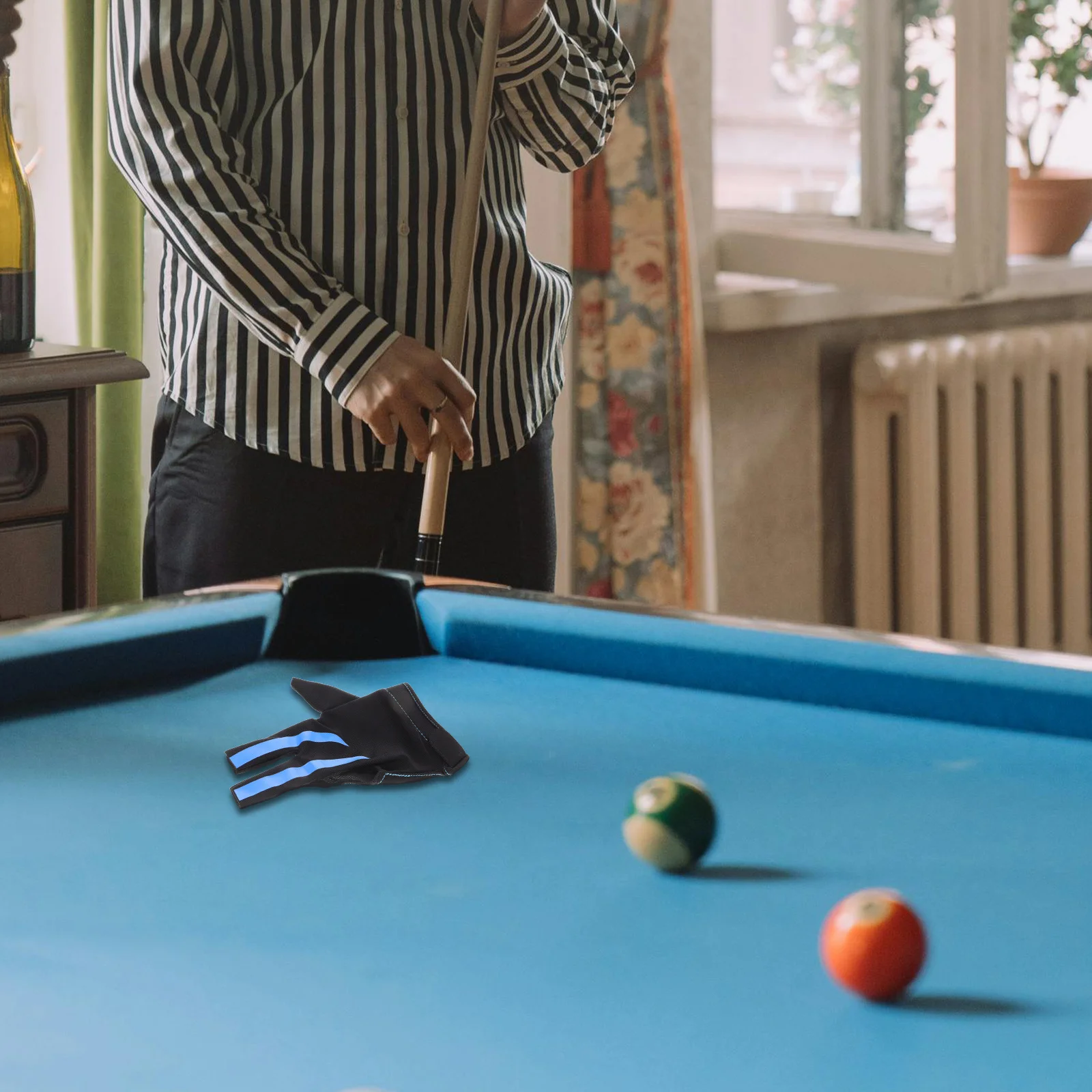 

Billiard Glove Three-Finger Design Left Hand Breathable Wear-Resistant for Pool Table Game Comfortable Control Performance