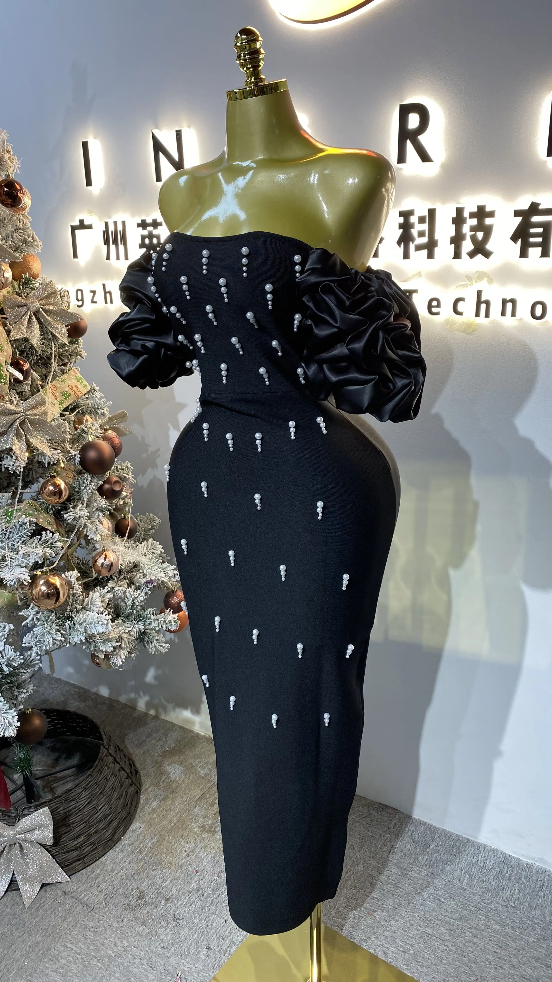 New Autumn Black Evening Dress - Strapless Ruffled Short Sleeve Elegant Evening Dress Bodysuit-GZXX486