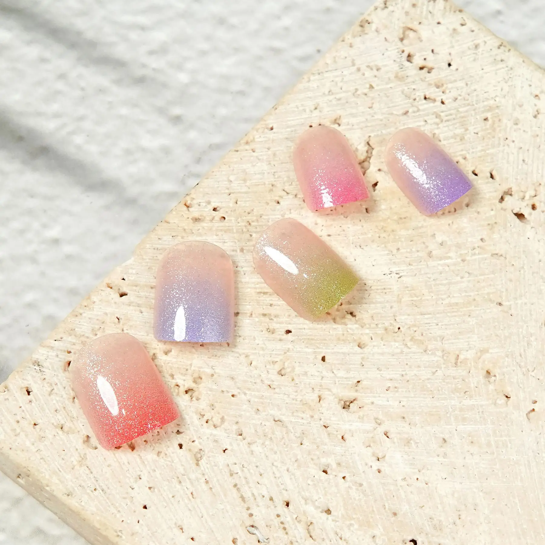 24pcs Children Press on Nails Colorful Fake Nails for Girls Bling Cute Nail Tips Little Miss Glitter False Nails for Kid