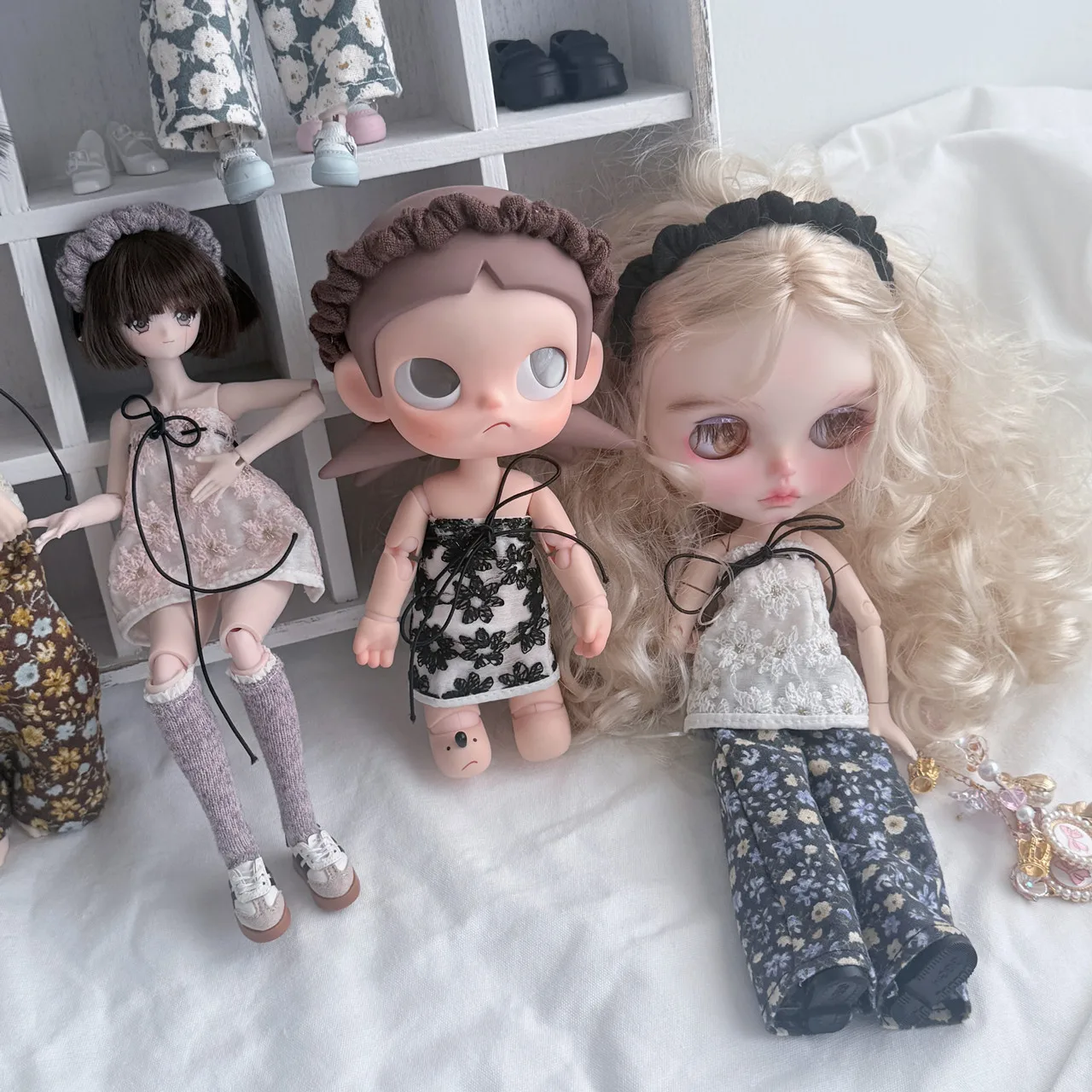 1/6 Blyth Doll Clothe Accessories Small Fresh Style Embroidered Off-the-shoulder Top Sweet Cute Top For Azone/OB22/OB24 Blyth