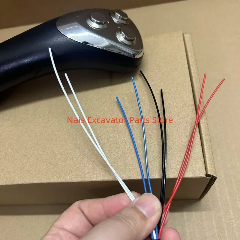 สําหรับรถขุดคุณภาพสูง accessoriesmodified ไม้ CLAMPER ไม้ Grabber Iron Grabber จอยสติ๊กสี่ปุ่มจับยาง