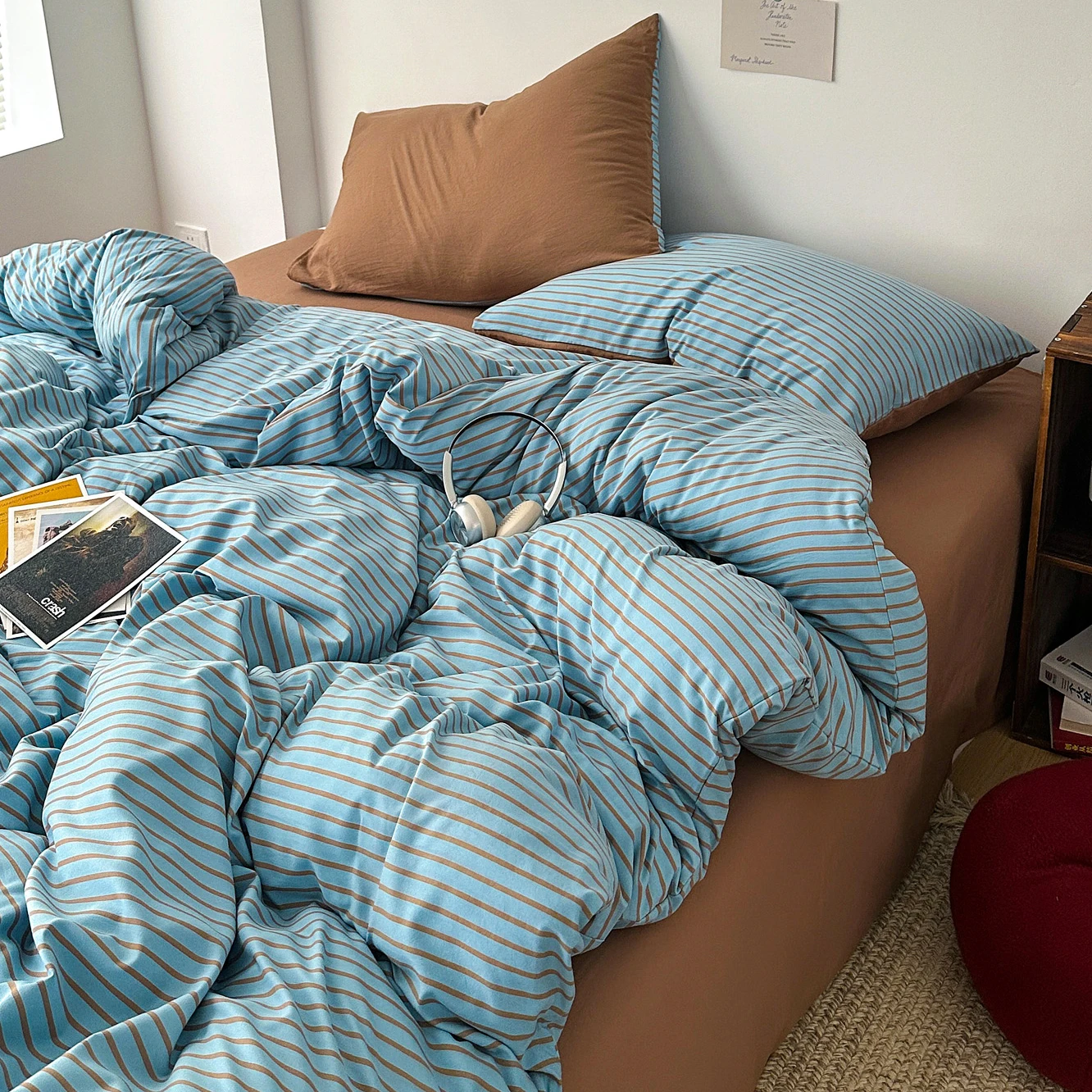 Blue‑Brown Stripe Printed Bedding Set 4‑Piece,1 Duvet Cover,1 Flat Sheet,2 PillowcasesSoft Skin‑Friendly Breathable Bedroom Dorm