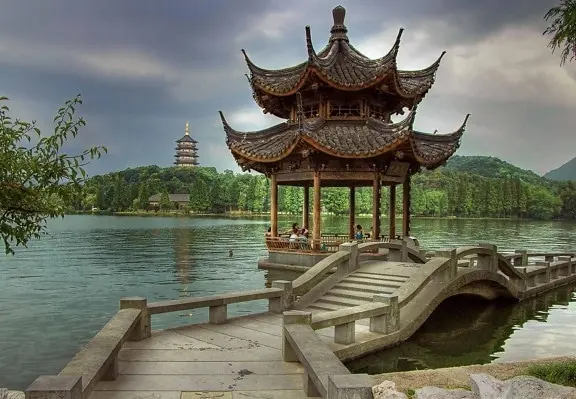 

HGLRC Rekon Y6 5-inch Frame Kit | Y-Type 3K Carbon Fiber, Long Endurance, Compatible with Analog/O3/Moonlight VTX