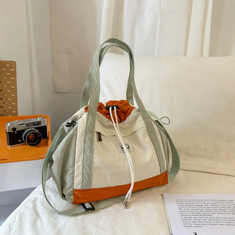

2025Summer New Outdoor Color-Block Bag for Women Drawstring Pleated Lightweight Single Shoulder Crossbody Bag for Travel Hiking
