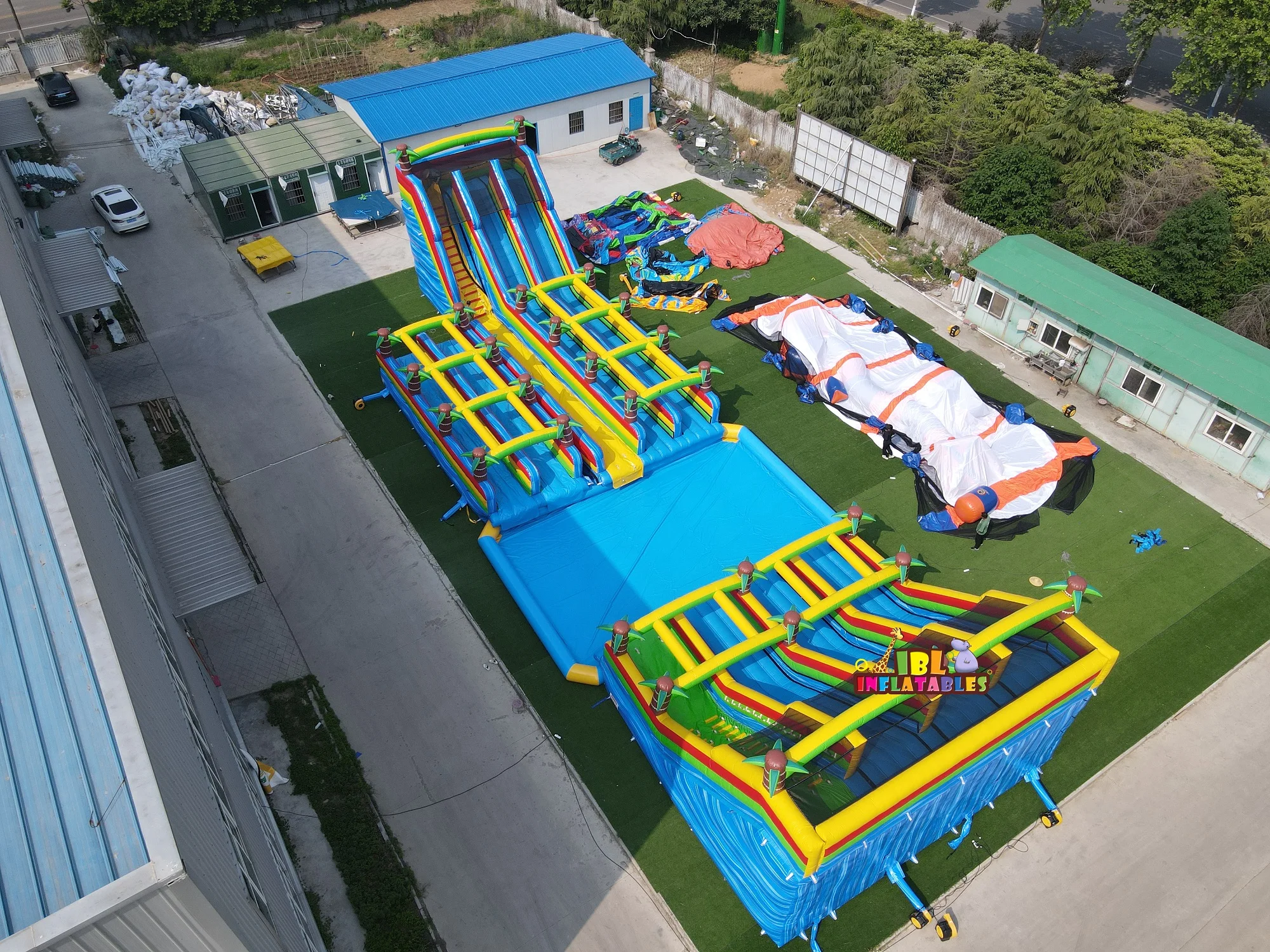 Mobile Water Park Commercial Inflatable Water Slides with Swimming Pool 33x12m PVC Material 100 Capacity