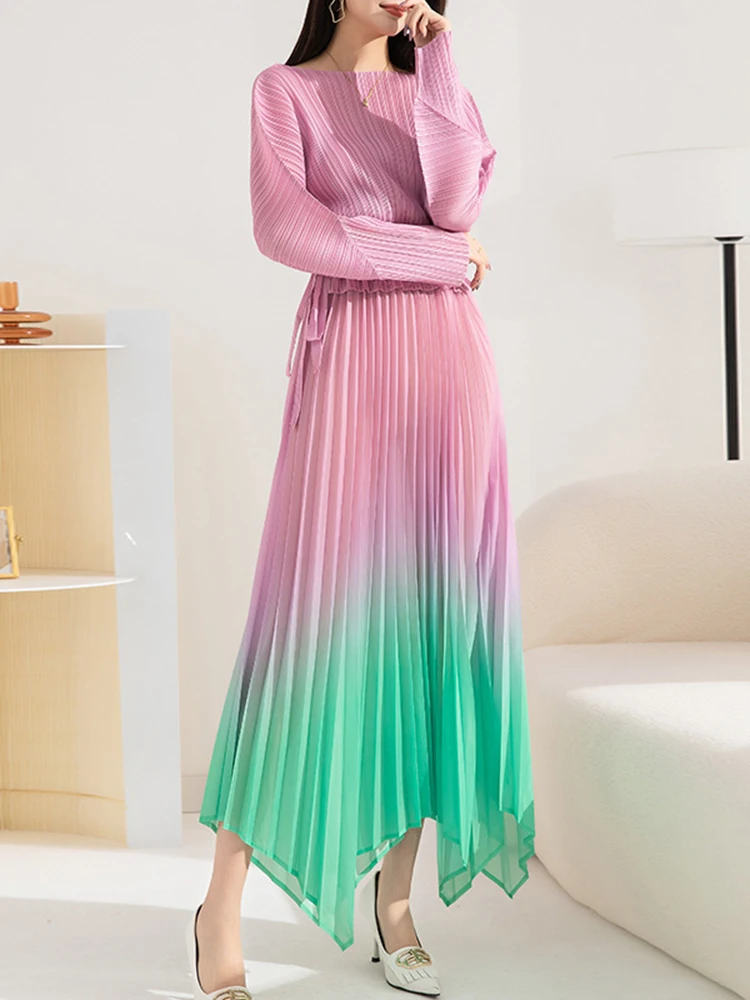 LANMREM High End Pleated Gradient Color Elegant Dress Bandage Waist Mid Length Party Dresses For Women 2024 New Spring 2Q1314