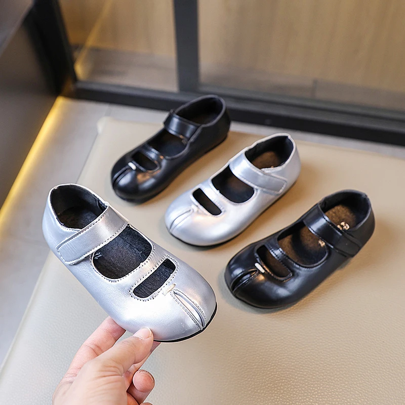 Novelty Split Toe Flat Shoes Children Quality Leather Mary Janes Dance Shoes Japanese Style Trotters Flats Ankle Kids Loafers