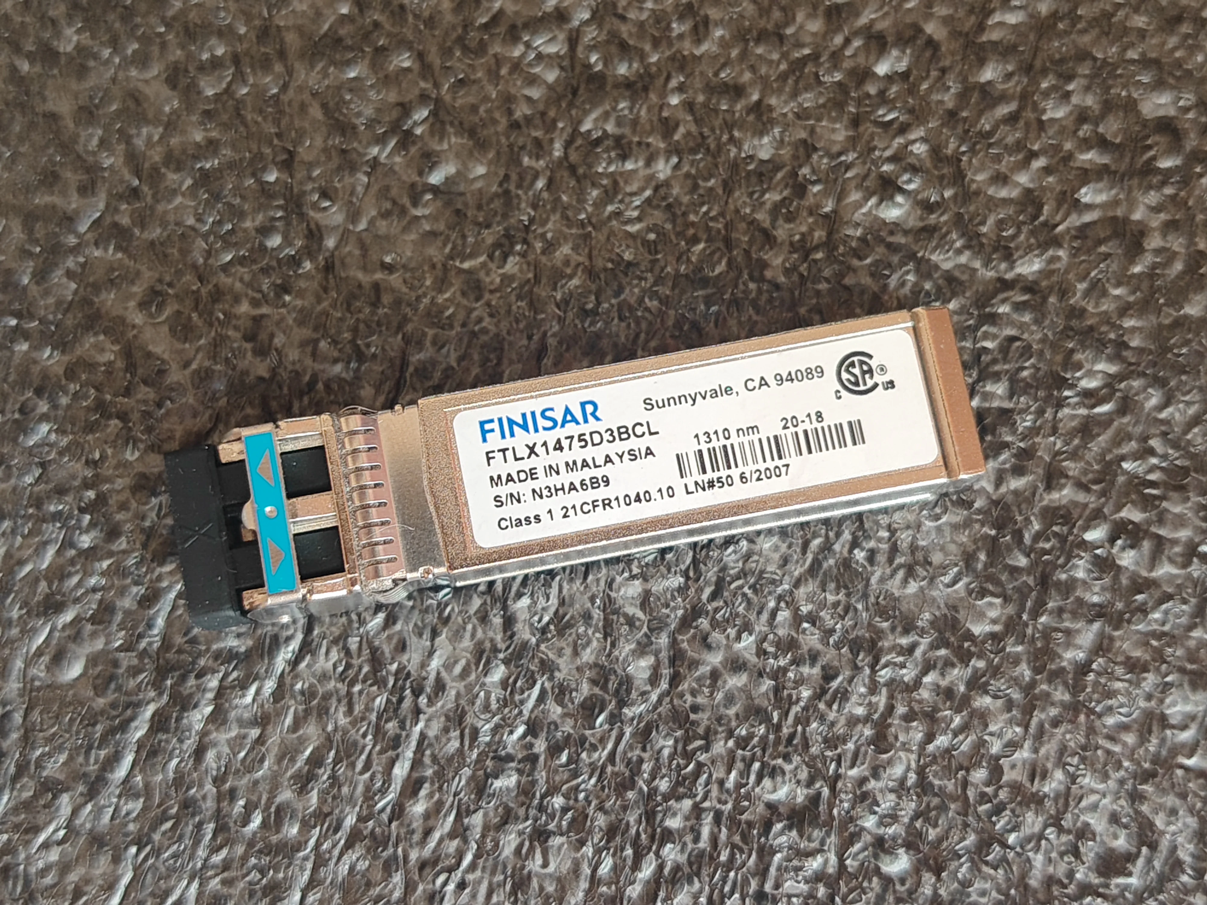 

New FTLX1475D3BCL/Finisar lc-lc 10G-1310nm-10km Single Mode Optical Transceiver/Network Adapter Switch Optical Fiber Module