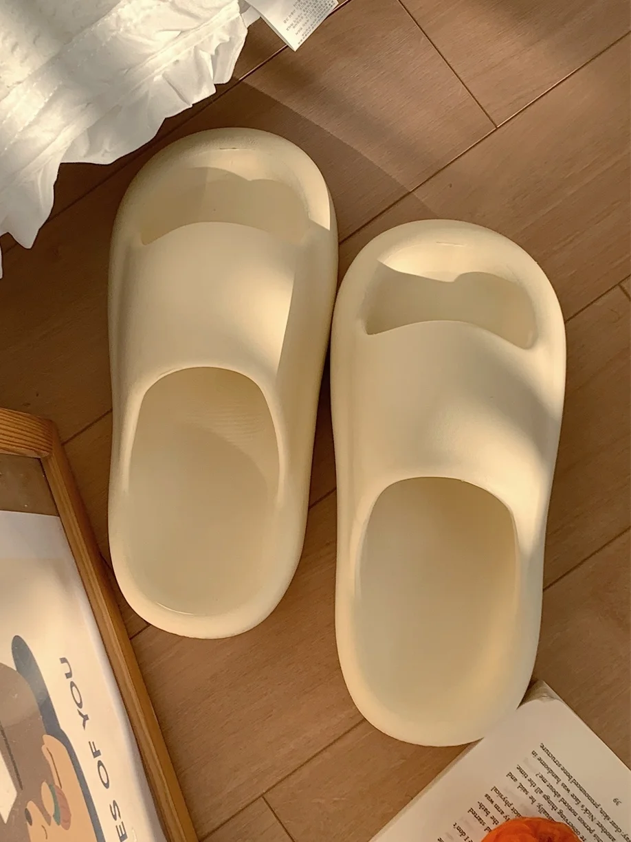 2023 Summer Man Women Slippers Soft Eva Odor Proof Anti-skid Soft Thick Soled Slippers Couple Summer Lovely