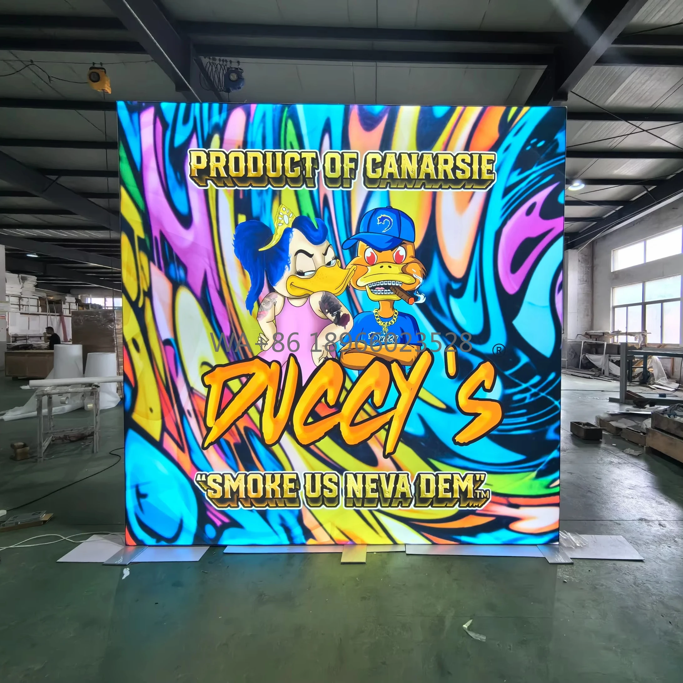 Innovative Trade Show Booth Design with LED Backlighting for Comic-Con