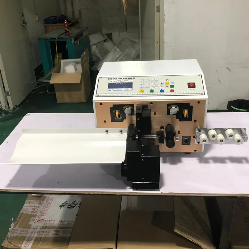 Automatic computer wire. stripping machine, sheath wire' coaxial wire; stripping machine, automatic cutting stripping machine