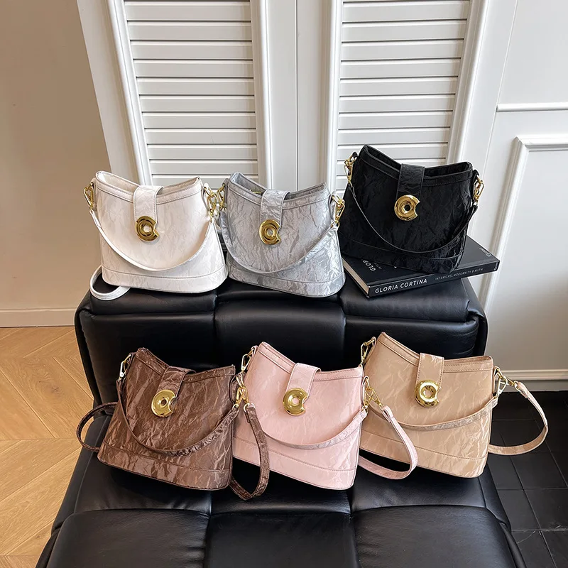 

New High-end Handbag, Light Luxury Large-capacity Oblique Span Bag, Retro Fashion Versatile Bag for Women