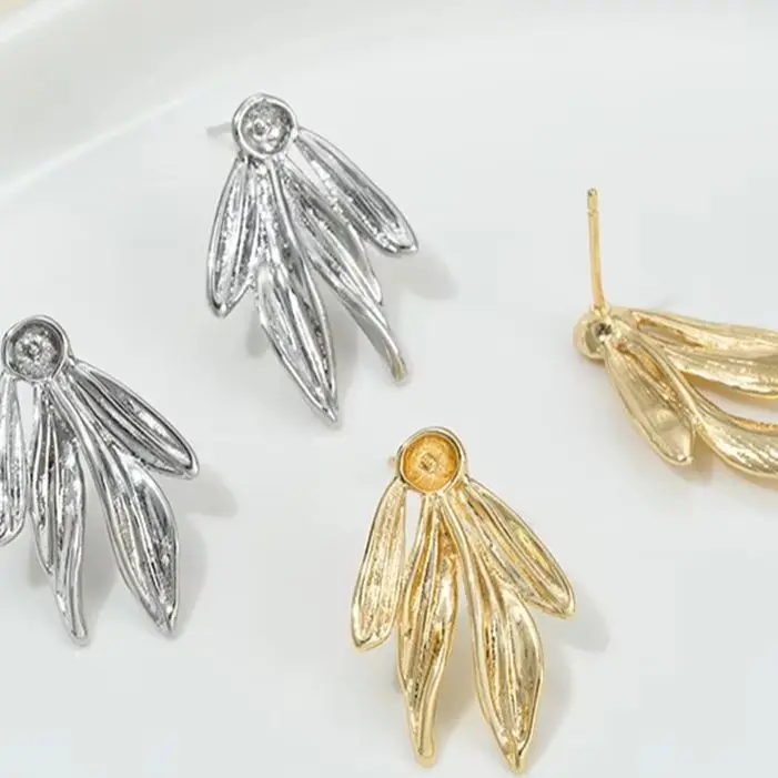 

14K Gold-encrusted Bamboo Leaf-Shaped Half-hole Bead Holder, Leaf Stud, DIY Hand-made Sticky Pearl Earring Accessories