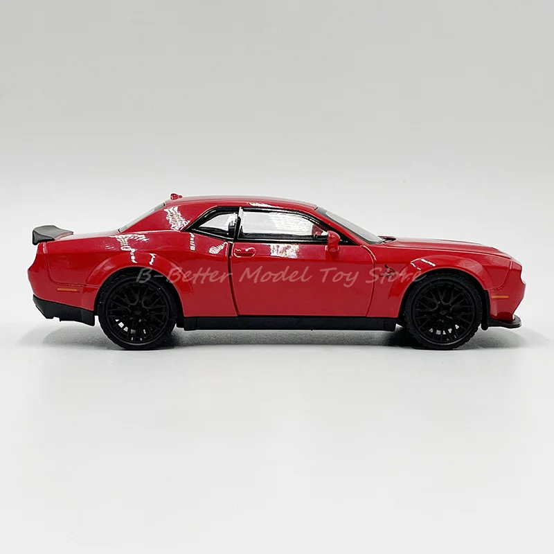 Modelo de coche fundido a presión 1:32, Dodge Charger Challenger Hellcat Redeye, extraíble con sonido y luces