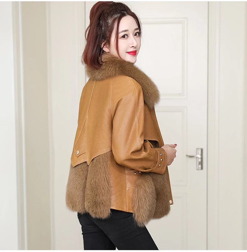 Winter New Genuine Leather Coat Women's Short Jacket Fox Fur Collar One Piece Haining Fur Down Coat Korean Version Coat 2023