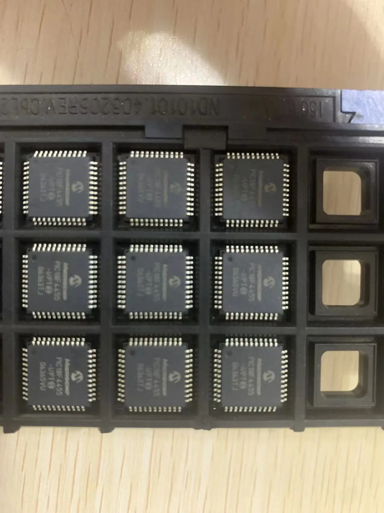 

10pcs PIC18F4455-I/PT 16F4455 QFP new original in stock