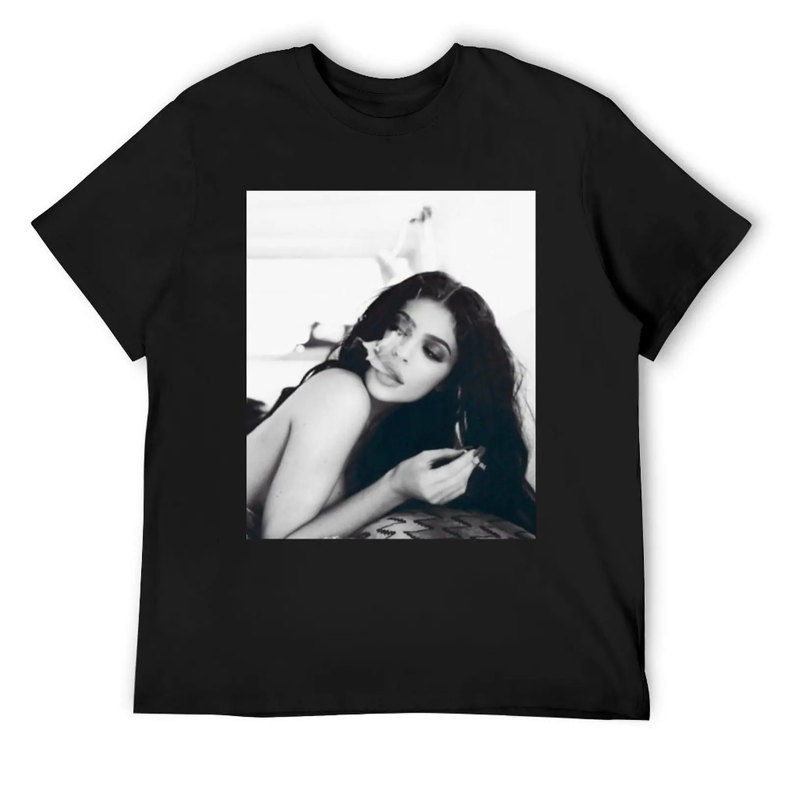 

Kylie Jenner T-Shirt Funny t-shirt plus size tops Personalized t-shirt mens designer clothes