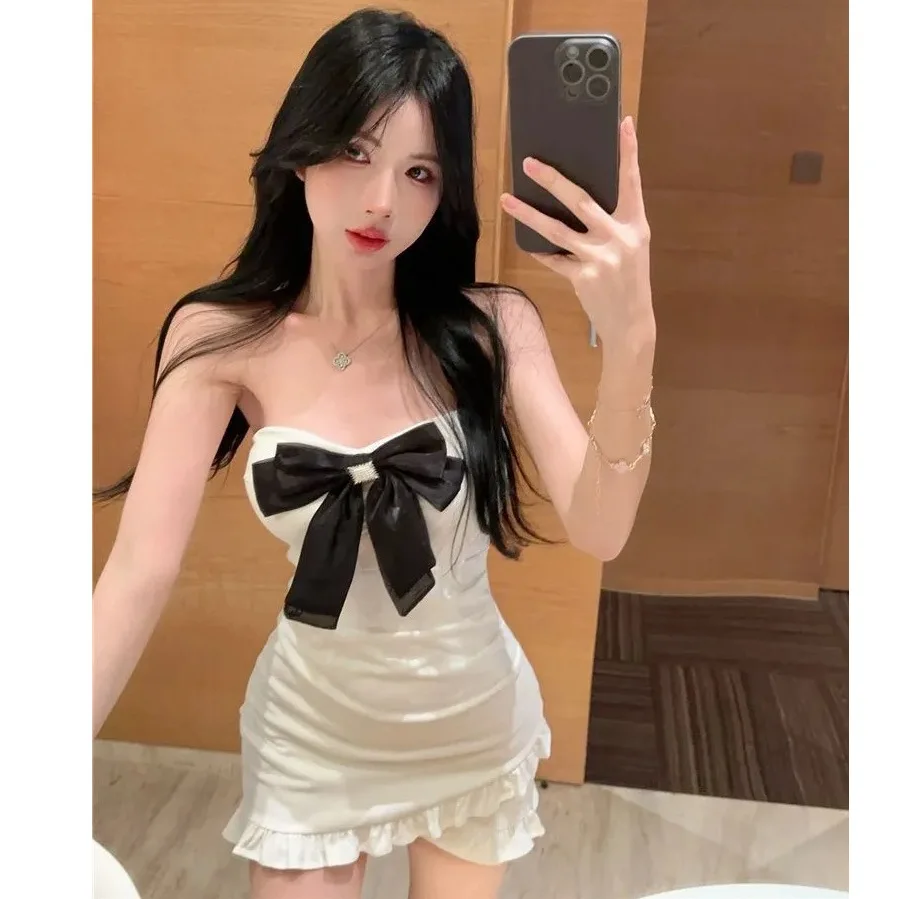 Bodycon-jurk Maxi Vrouw Punkrock Alternatief Ondergronds Subversief Radicaal Revolutioneel Insurgent Dissident Mooi