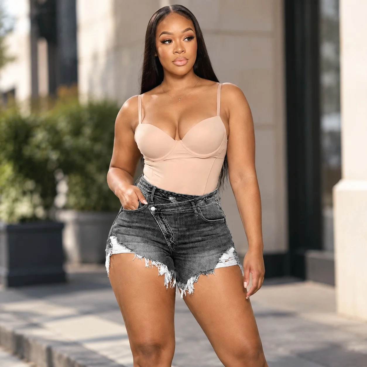 High Waist Distressed Shorts with Western Style Urban Streetwear Slight Stretch Fringed Three Quarter Length Women Shorts